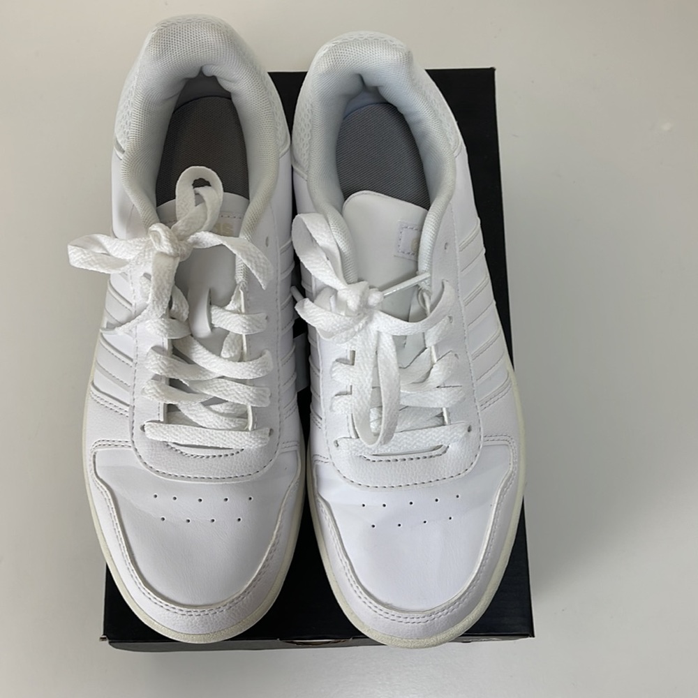 EUC Adidas Basketball Shoes Size 6 Hoops 2.0K White - Picture 5 of 6